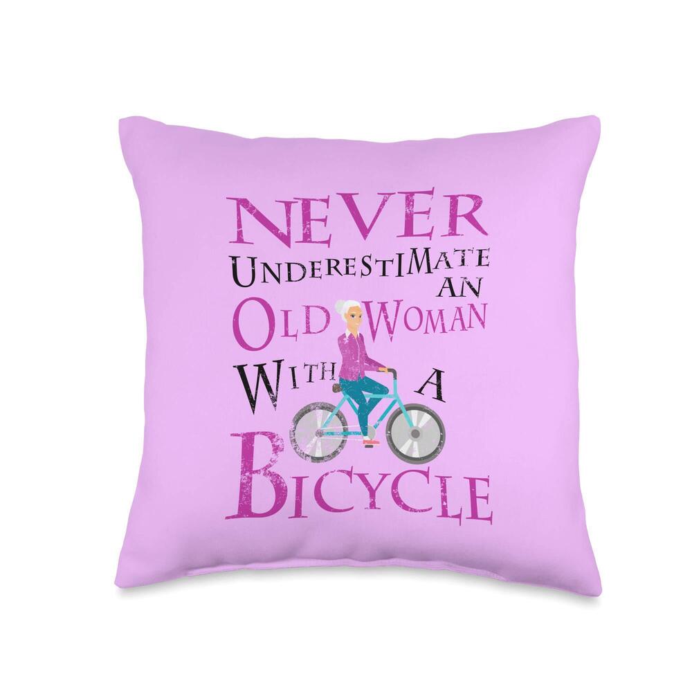 9562 Never Underestimate An Old With A Bicycle Funny Quote Throw Pillow